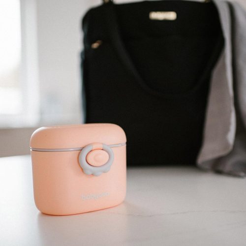 BabyOno tápszertartó doboz hordozható, kanállal rózsaszín 1544