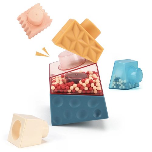 Montessori piramis érzékelő torony golyókkal