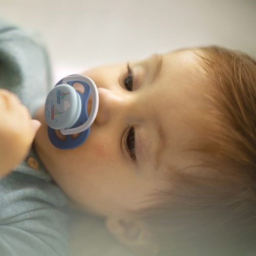 Philips AVENT játszócumi ultra air 6-18hó fiú Text 2db