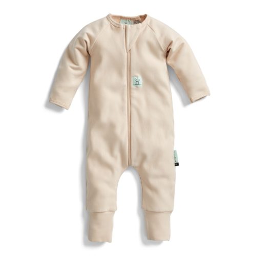 ERGOPOUCH Aludni való overál organikus pamut Layers Vanilla 3-6 h, 6-8 kg, 1 tog